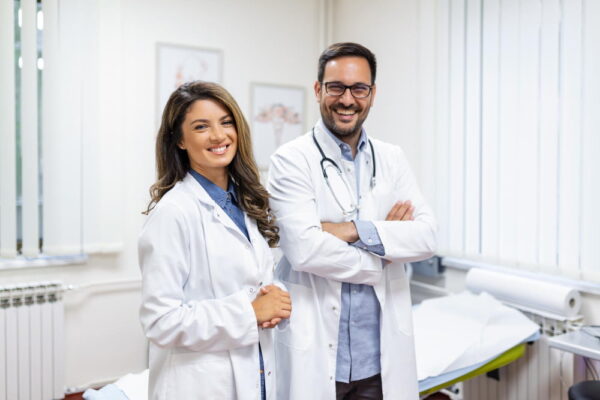 Tirotoxicoza: cauze și tratament – Tot ce trebuie să știi despre această afecțiune