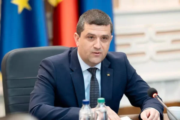 Radu Miruţă: „Fabrica de grafit de la Baia de Fier a trecut de la morţi la vii”