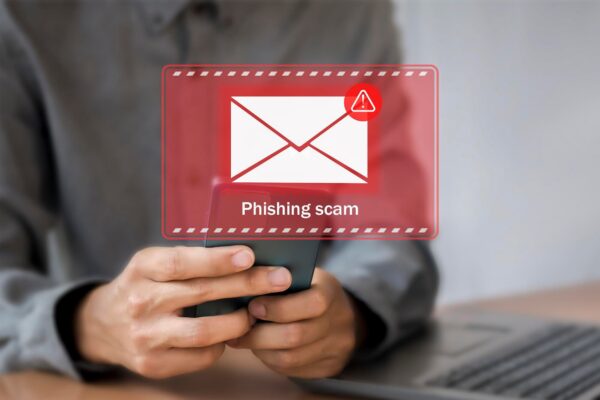 Cum recunoști un e-mail sau un mesaj de tip phishing