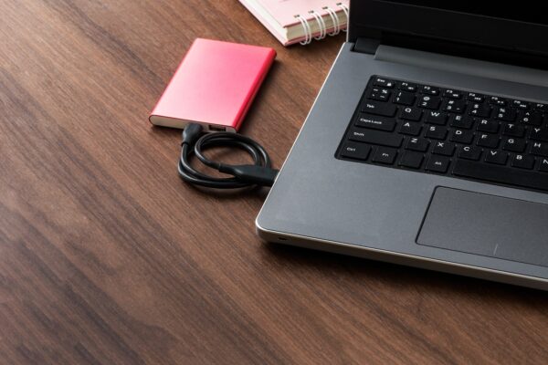 Cum alegi un hard disk extern pentru fotografii și documente