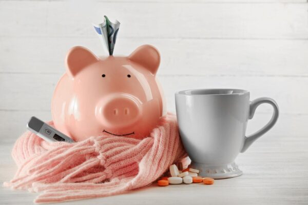 Cum economisești bani în fiecare lună fără să renunți la confort